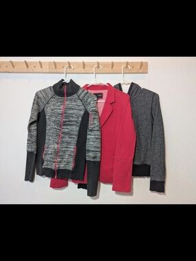 Hurley / SKYR / DKNY Jeans  Women's Jackets Set